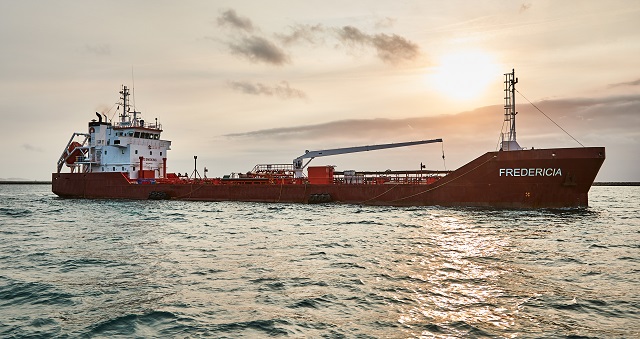 [URGENTE] Turner para Bunkering Tanker con salario 1800 USD en Hermes Maritime Ltd